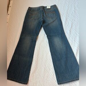 NWT - Tommy Hilfiger Classic Bootcut Women's Blue Jeans